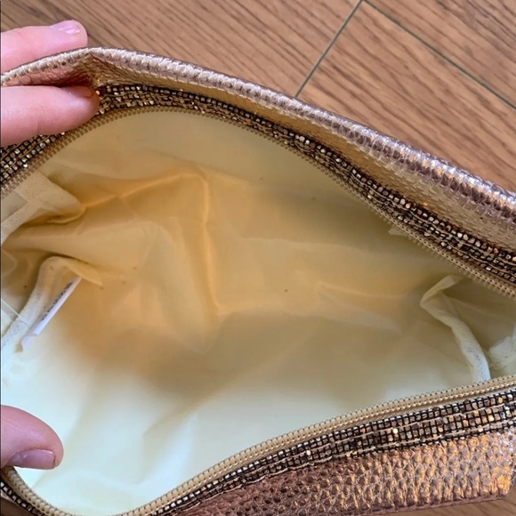 Rose gold metallic wristlet bag - Picture 8 of 8